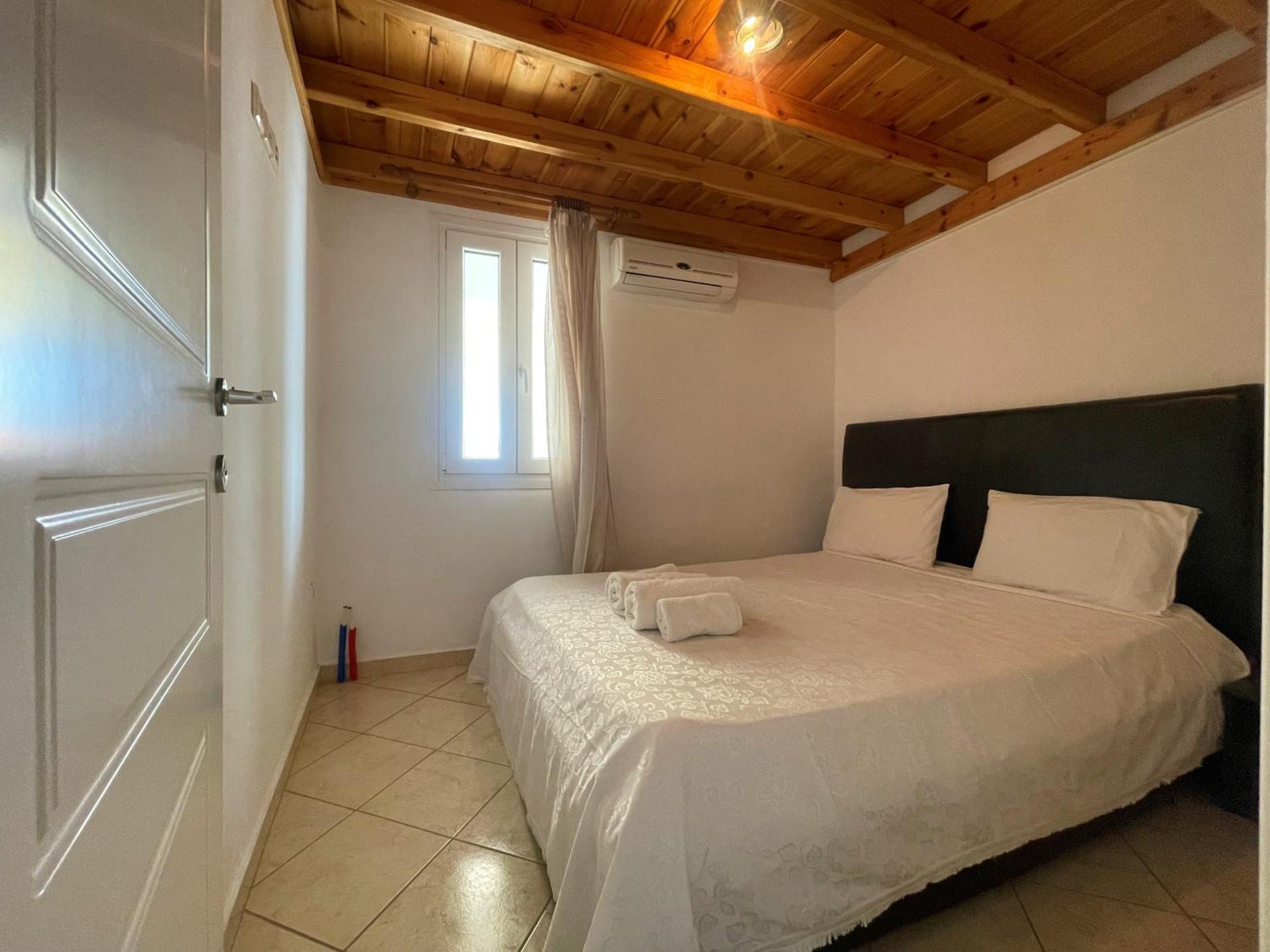 Afroessa Apartments Mesaria  Exterior photo